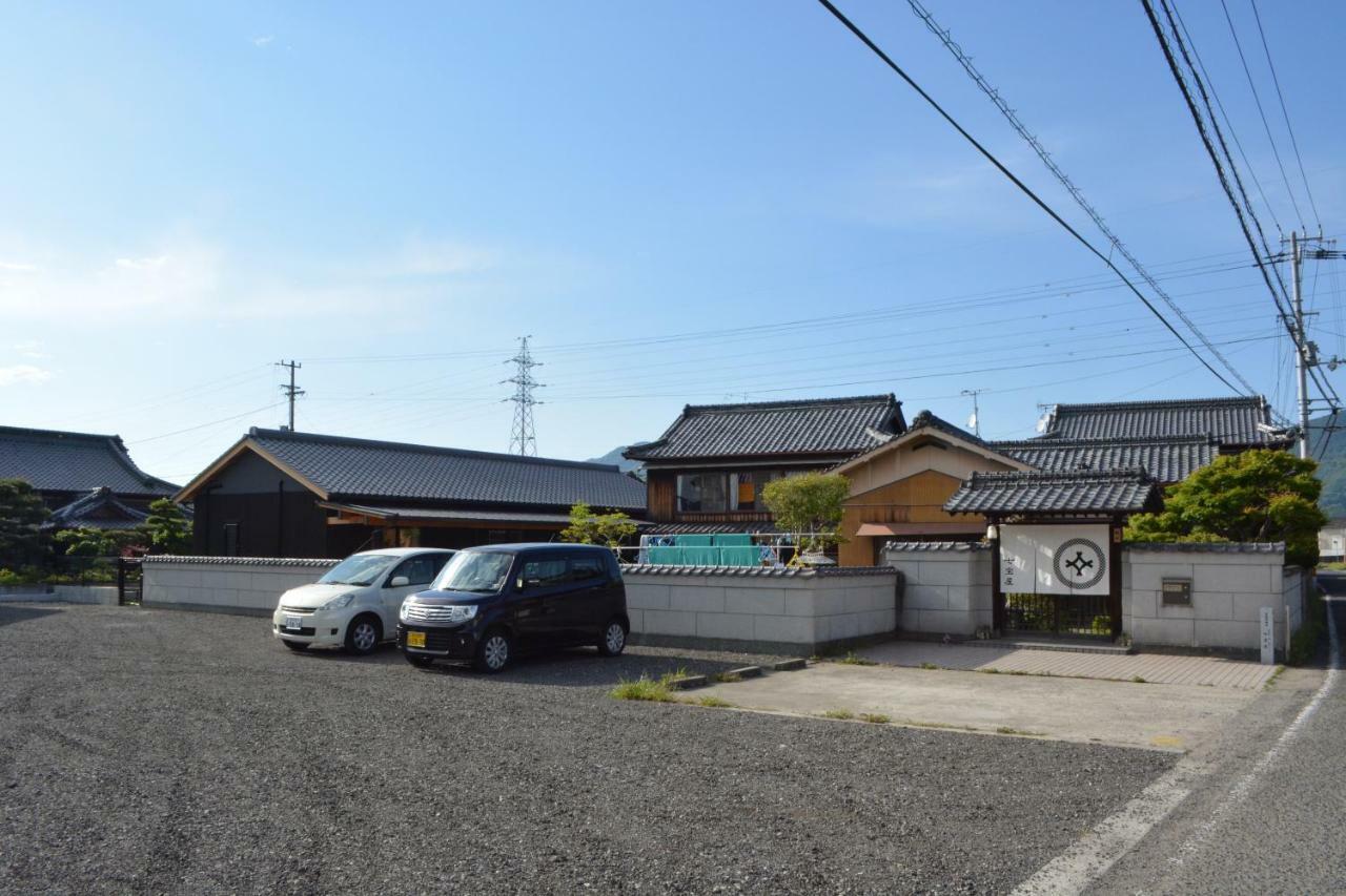 Bed N Chill Shippoya 七宝屋 Mitoyo